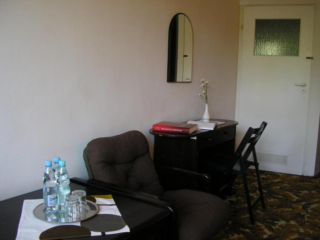 Irss Osrodek Szkoleniowy Bialobrzegi (Legionowo) Room photo