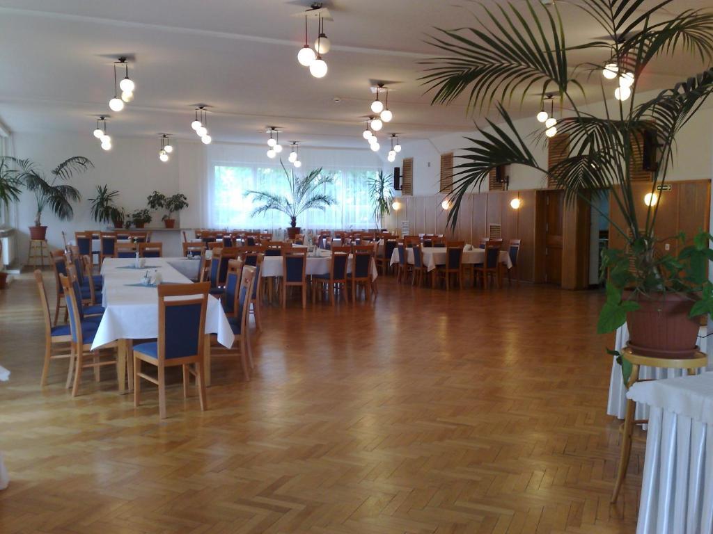 Irss Osrodek Szkoleniowy Bialobrzegi (Legionowo) Exterior photo